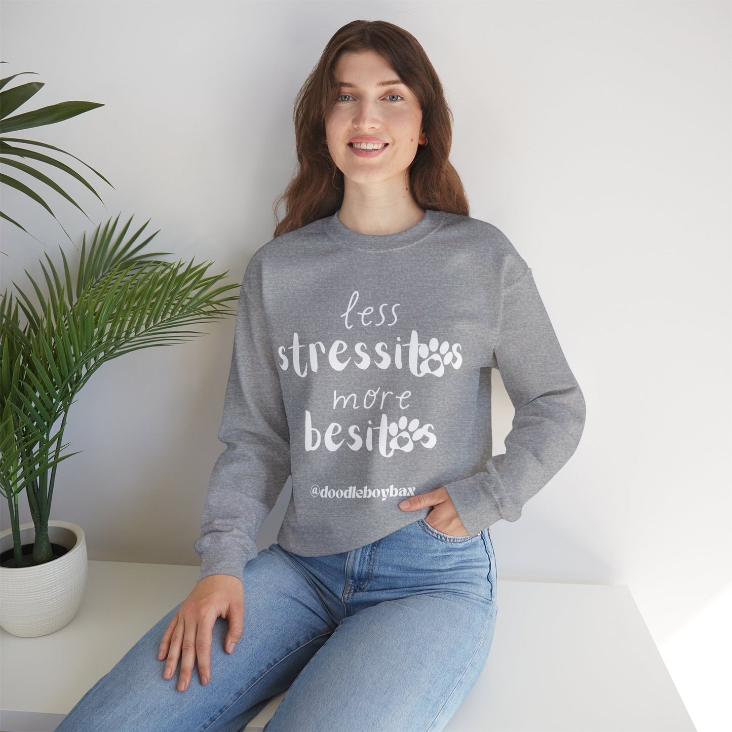 "Less Stressitos, More Besitos" Unisex Heavy Blend™ Crewneck Sweatshirt